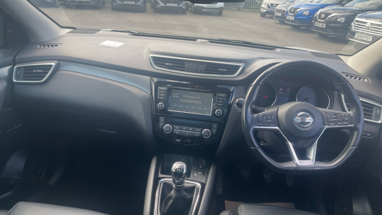 Nissan Qashqai 1.3 DiG-T Tekna 5dr Petrol Hatchback